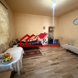 2-senyakanoc-bnakaran-vacharq-Yerevan-Arabkir